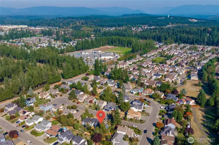 Beautiful mountain view, Cedar River Trail is 3 blocks to the east, along Maple Valley HWY