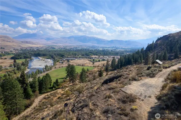 Here it is! A dream location w/ gorgeous views only 3 min from Twisp!