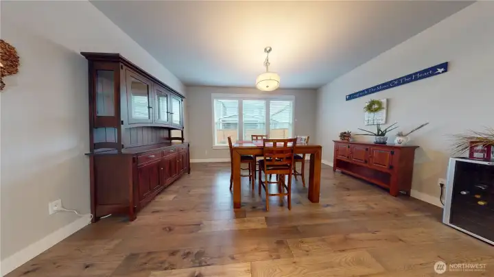 Eating space off the kitchen