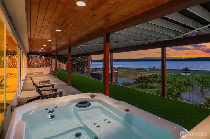 Imagine unwinding at waters edge after a long day of crabbing and swimming.