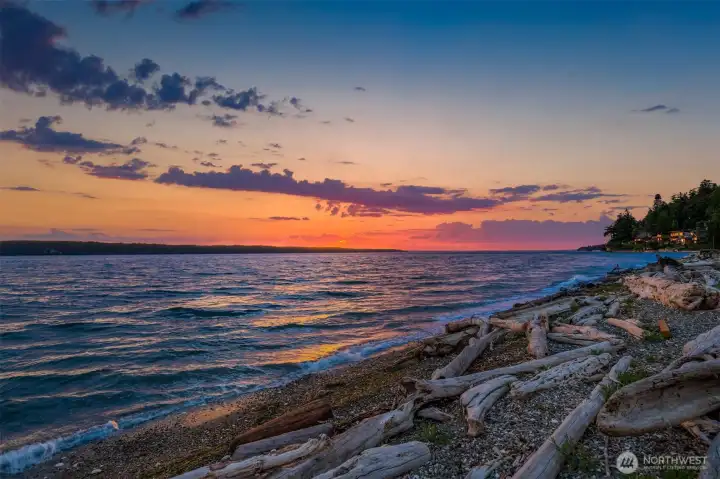 There’s nothing quite like casting a line at sunset, reeling in the day’s catch while whales pass by and the Olympic Mountains glow in the distance.