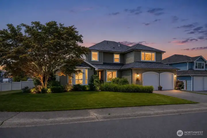 Carbon Ridge offers the kind of established, well-kept neighborhood buyers love