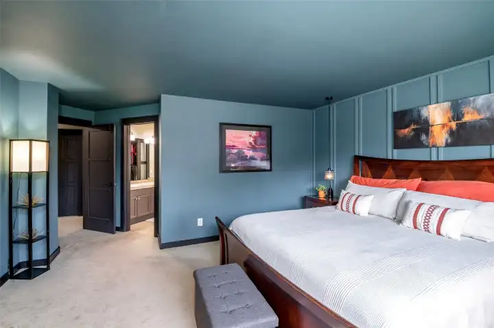 Primary Suite, moody, lovely & large!