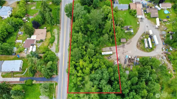 This is approximate property line. Buyer to verify all information to their own satisfaction This is approximate property line. Buyer to verify all information to their own satisfaction