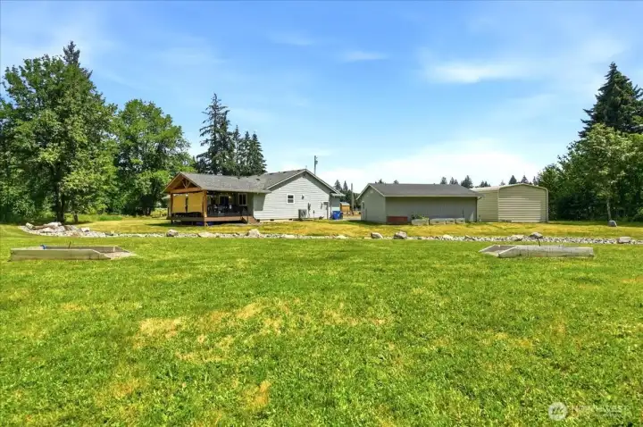 2 Acres 2 Acres