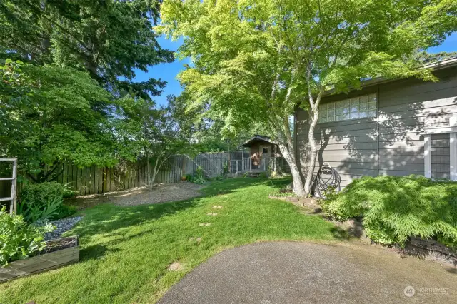 Backyard oasis. Natural, private, fully fenced