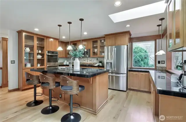 All kitchen appliances are new in Fall 2024