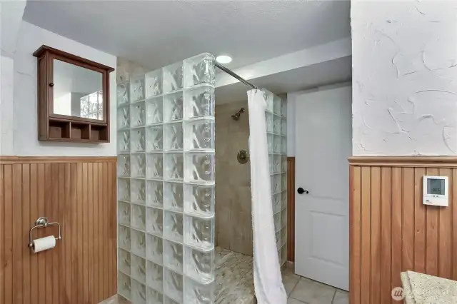 3/4 bath with radiant heated floors