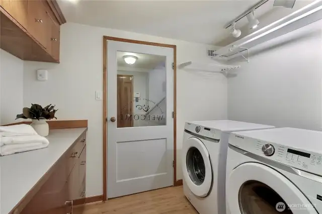 Washer & Dryer new in 2023.