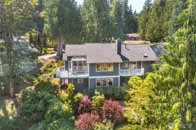 Spacious and sun-filled—this stunning 4 bed, 3 bath home in Gate 1 offers nearly 3,400 sq ft of Northwest comfort.