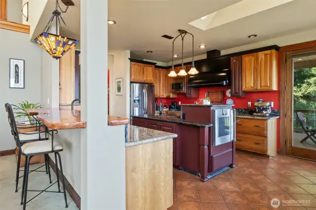 Notice the live edge counter. You will see this theme running thru the home.