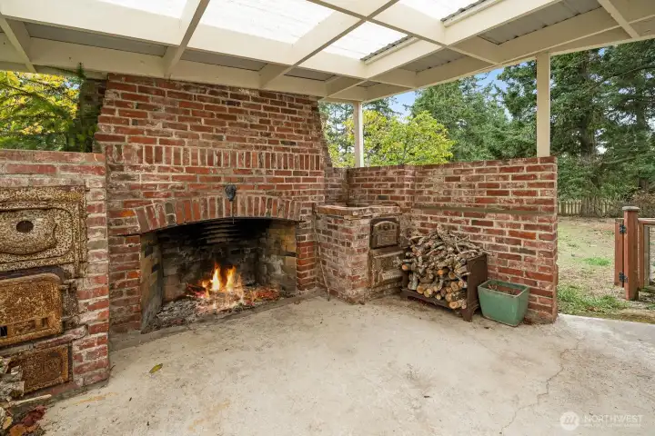 impressive fireplace!