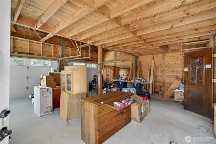 Interior of the double garage main floor Interior of the double garage main floor