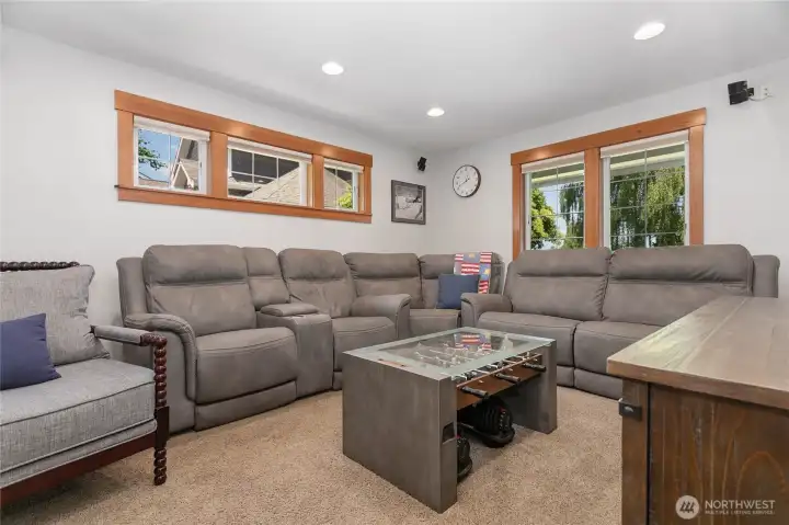Bonus family room.