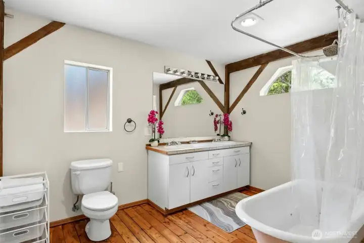Full bathroom