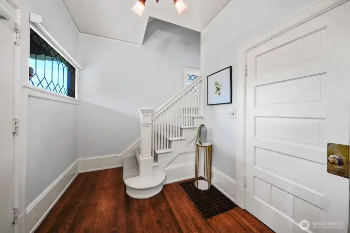 The beautiful entry with leaded glass.