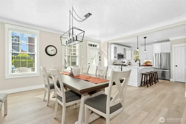 The open layout brings everyone together, creating an easy flow that suits carefree coastal living. The open layout brings everyone together, creating an easy flow that suits carefree coastal living.