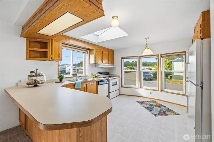 A spacious kitchen A spacious kitchen