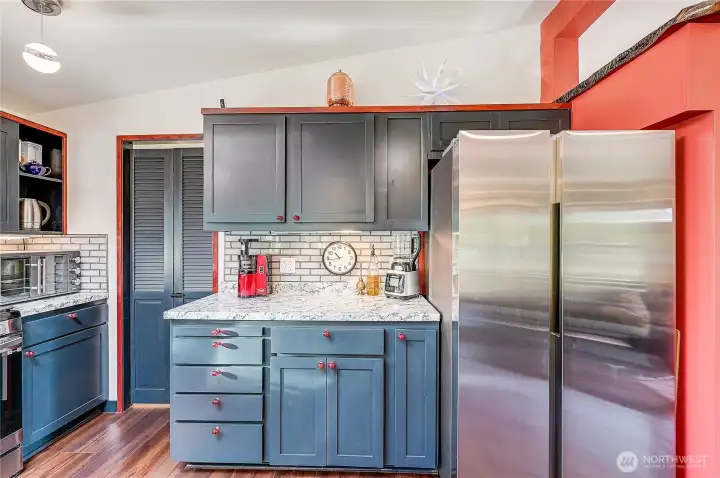 All appliances stay with the home. All appliances stay with the home.