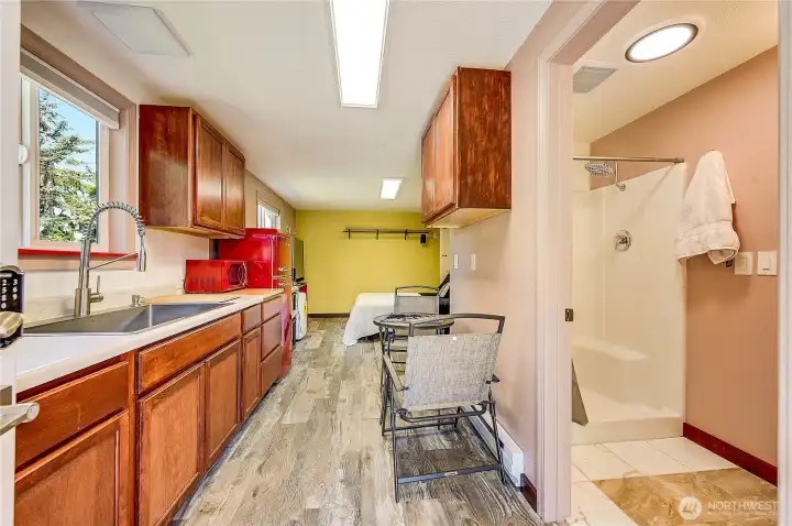 Guest quarters, Airbnb?,studio? Guest quarters, Airbnb?,studio?