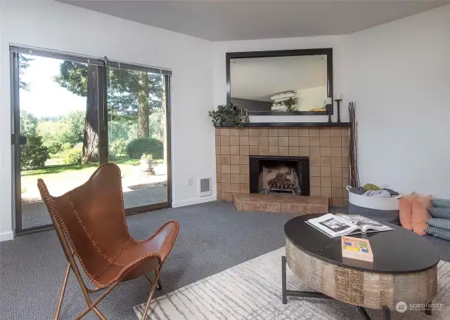 High ceilings and tons of light in this ground floor home.