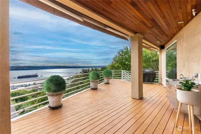 Huge Timbertech deck spans the back of the house for the amazing views!