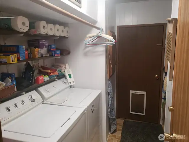 Laundry room convenient