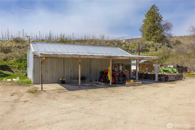 Shop for equipment and product storage and workshop space.  Equipment negotiable.