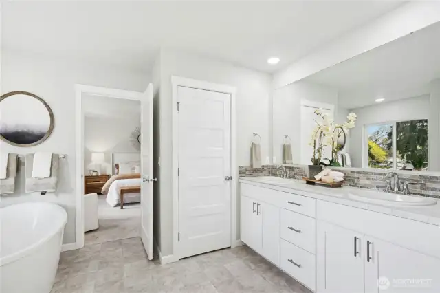 **THIS HOME IS A PRESALE. Photos are of a different home, same floorplan. Colors, features and specs will vary.