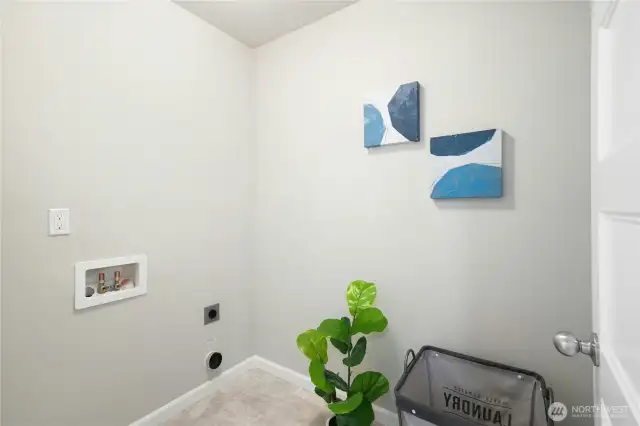 **THIS HOME IS A PRESALE. Photos are of a different home, same floorplan. Colors, features and specs will vary.