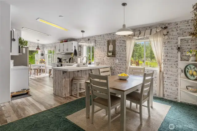 Open concept kitchen dinning area