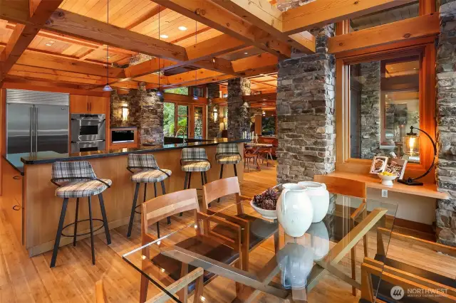 Kitchen nook and barstools area.