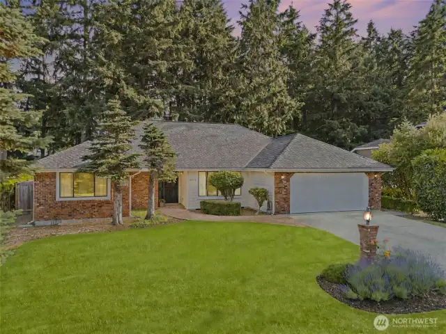 Impeccable Updated Zetterberg Resale! Newer Roof, Mature Manicured PNW Landscape!
