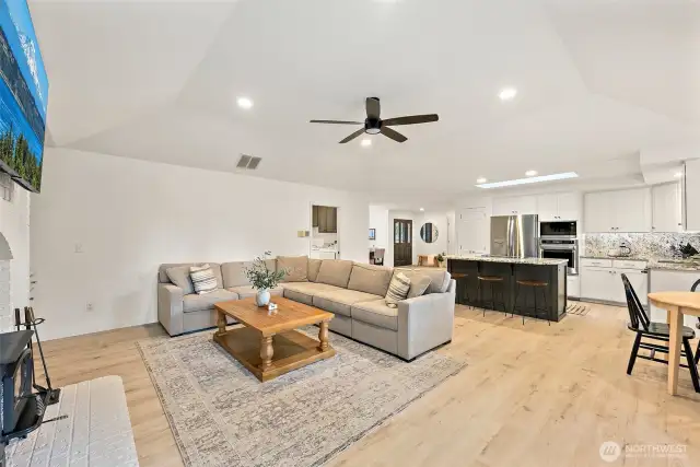 Fully Updated Open Concept Design! New LED Energy Efficient Lighting & Ceiling Fans!