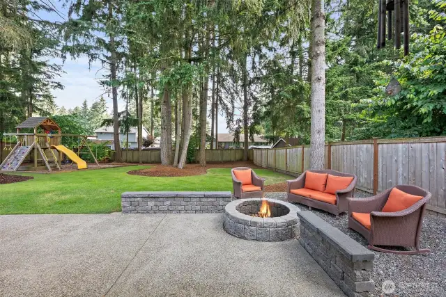 Built in Firepit Offers Year 'Round Enjoyment!