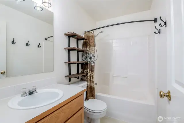 Main bathroom upstairs