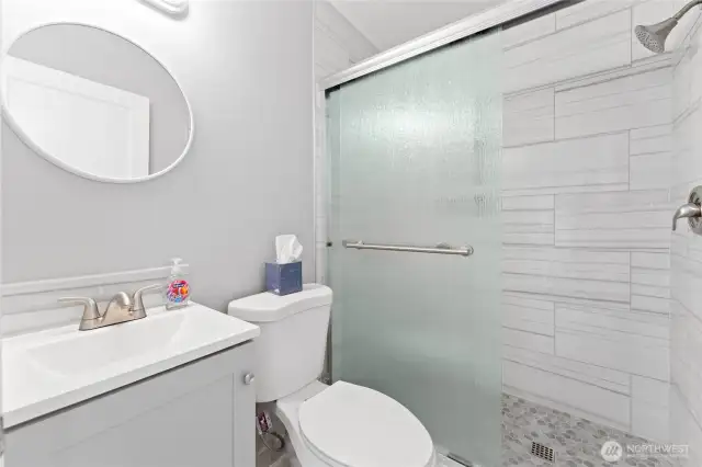 Three quarter hall bathroom