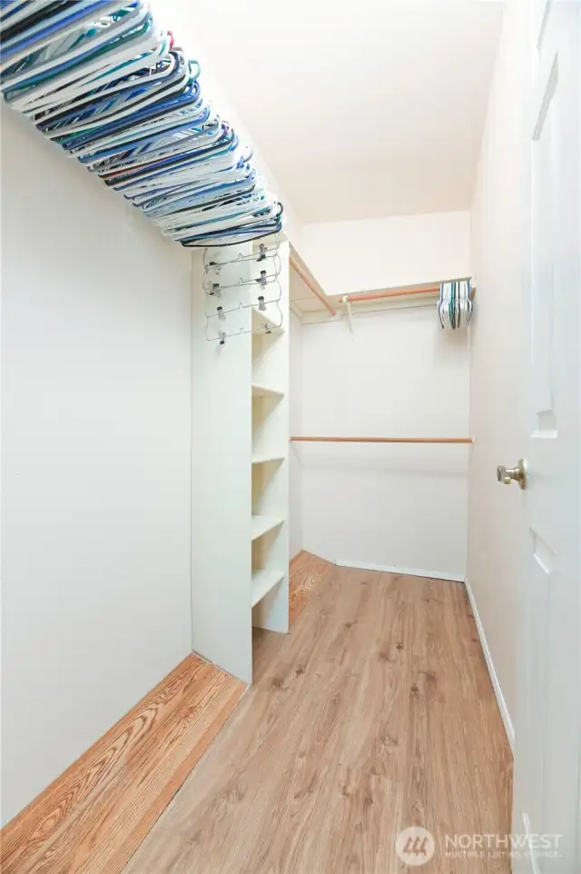 Walk-in closet with tilted shoe area~