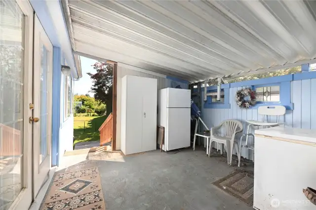 Private covered Patio with storage areas~