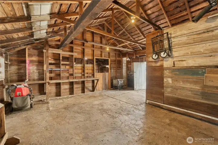 Inside garage/shop with power
