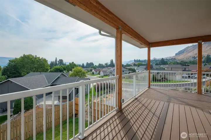 Deck to enjoy the views