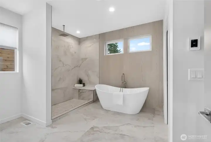 Primary Bath W/Walk in shower