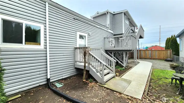 Access of Second unit up the stairs