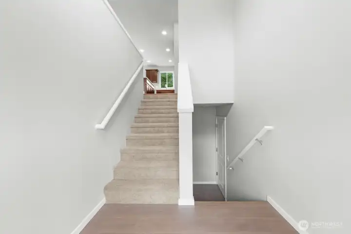 Photographs are for illustrative purposes only. Features, finishes, interior/exterior colors, landscaping and floorplan shown may vary from actual homes built