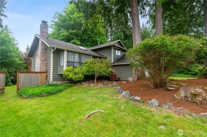 Nicely landscaped yard