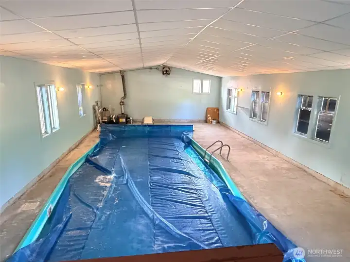 The FULL SIZE POOL!!