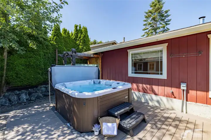 This brand-new hot tub stays with the house! This brand-new hot tub stays with the house!