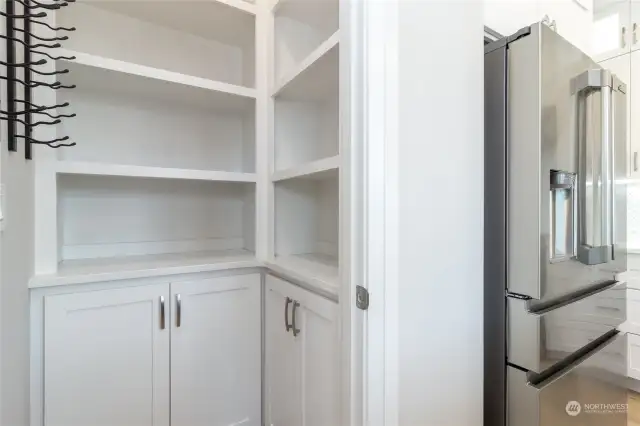 Walk-in pantry