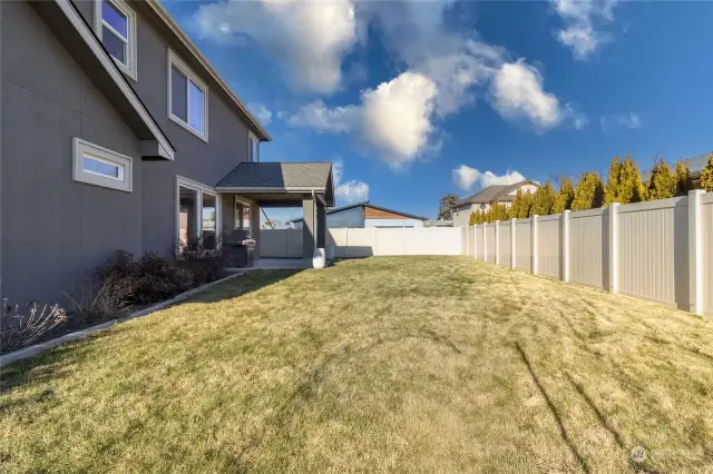 Fully fenced back yard