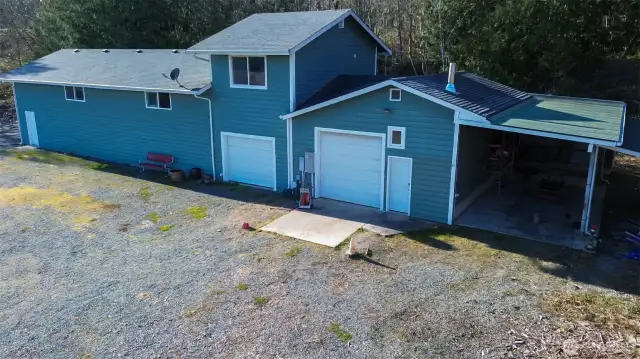 RV Garage + 2 shops + Clubhouse upstairs
